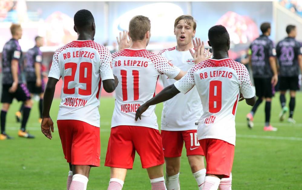 北京时间12月10日晚18：00，亚冠精英联赛东亚区小组赛将迎来一场决定出线命运的关键对决。